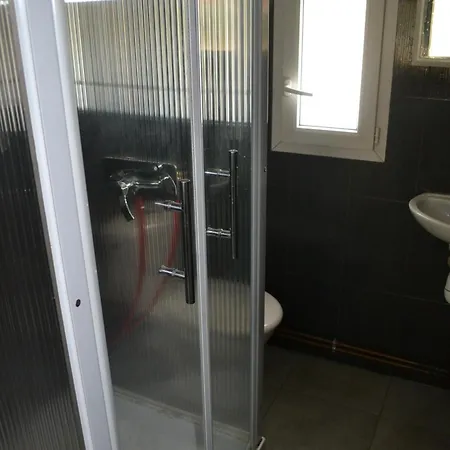 Au Pied Du Chene Liege Appartement