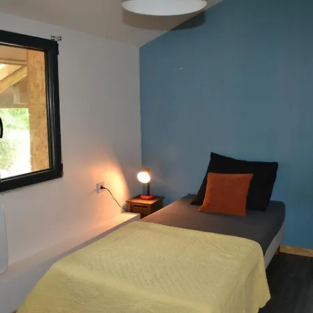 Appartement Au Pied Du Chene Liege Léon